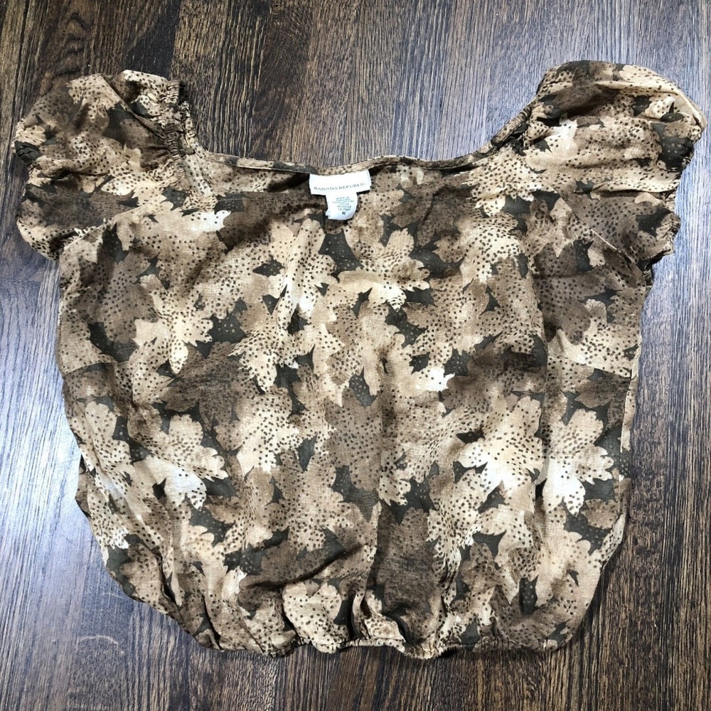 Banana Republic Cropped Size Medium Brown Floral